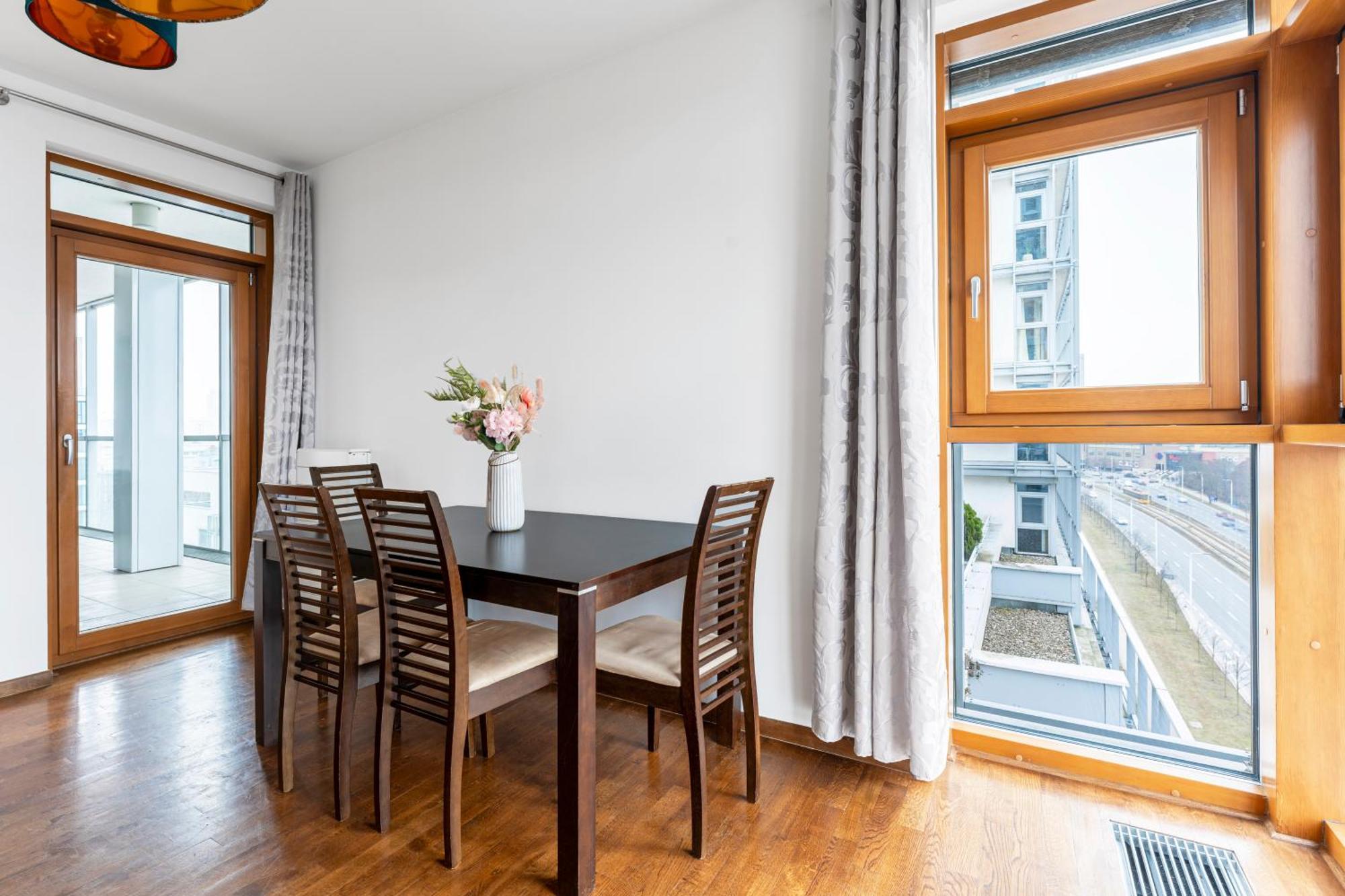 Apartament Old Money Tower Panoramiczny Widok Z 8 Pietra Garaz Arkadia Westfield Metro Gdanska